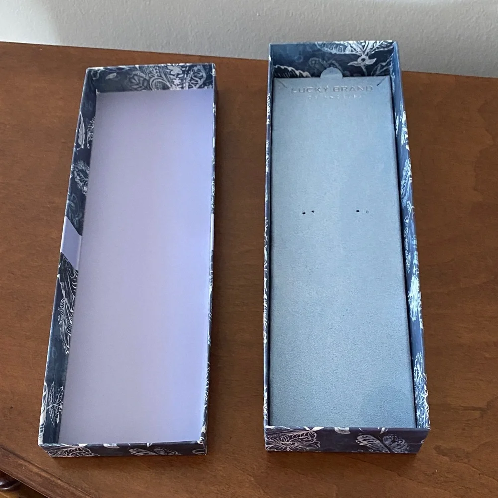 Lucky Brand Blue and White Floral Jewelry Organizer Box